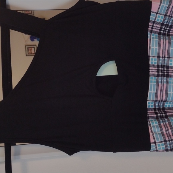 NWT Off the Shoulder Plaid Keyhole Dress - Picture 3 of 7